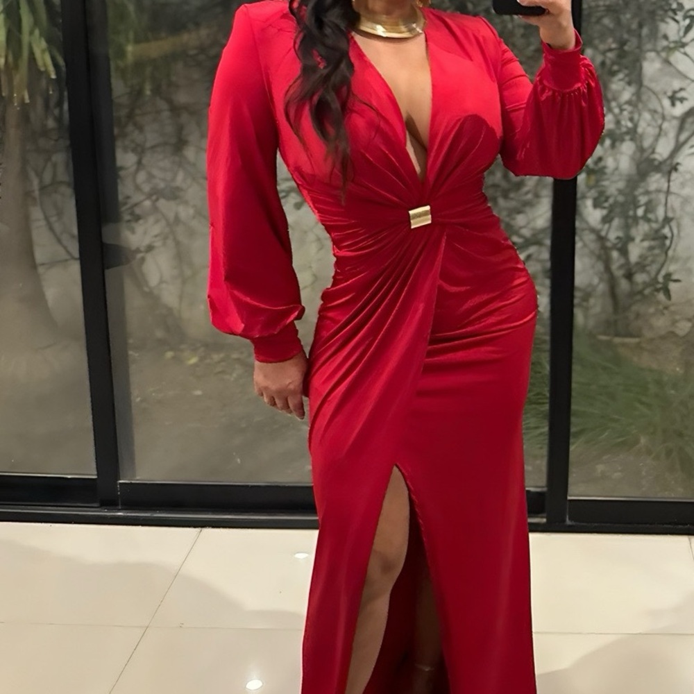 Elegant Red Evening Dress